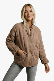 Women's Oversized Quilted Jacket with Zip-Up Front