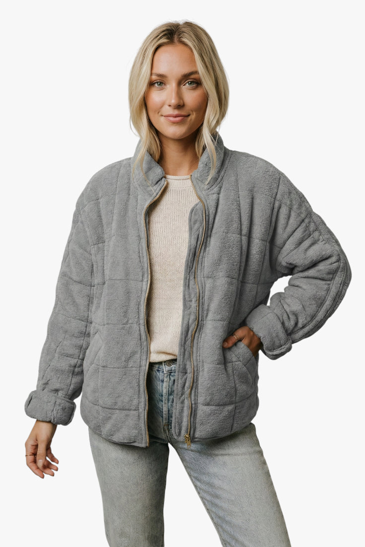 Women's Oversized Quilted Jacket with Zip-Up Front
